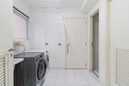 Apartamento à venda com 210m², 3 quartos e 3 vagasÁrea de Serviço