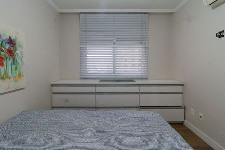 Apartamento à venda com 210m², 3 quartos e 3 vagasSuíte 2