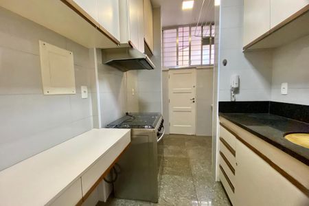 Apartamento à venda com 68m², 2 quartos e sem vagaCOZINHA