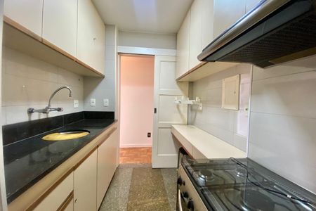 Apartamento à venda com 68m², 2 quartos e sem vagaCOZINHA