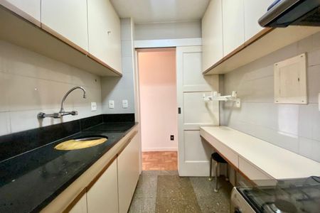 Apartamento à venda com 68m², 2 quartos e sem vagaCOZINHA