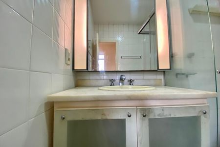 Apartamento à venda com 68m², 2 quartos e sem vagaBANHEIRO 