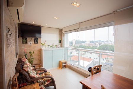 Apartamento à venda com 90m², 3 quartos e 2 vagasVARANDA DA SALA