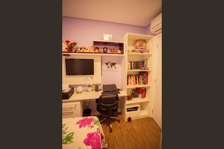 Apartamento à venda com 90m², 3 quartos e 2 vagasQUARTO 3