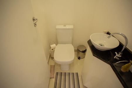 Apartamento à venda com 90m², 3 quartos e 2 vagasLAVABO