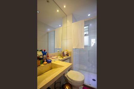 Apartamento para alugar com 64m², 3 quartos e 1 vaga