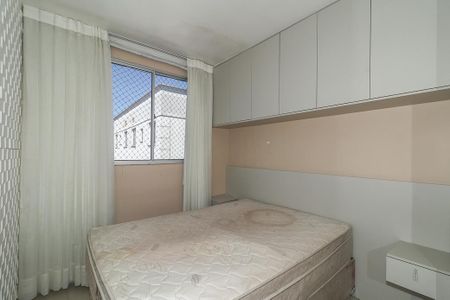 Quarto Suíte de apartamento à venda com 2 quartos, 52m² em Santa Fe, Porto Alegre