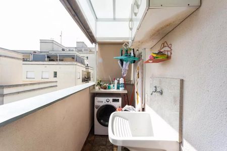 Apartamento à venda com 103m², 2 quartos e 1 vagaÁrea de Serviço