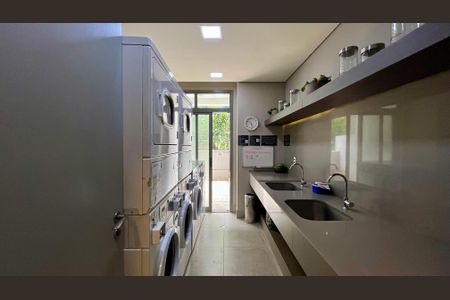 Studio para alugar com 30m², 1 quarto e 1 vagaLavanderia