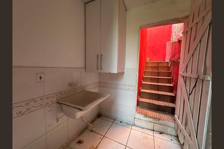 Casa para alugar com 50m², 2 quartos e 1 vagaÁrea de Serviço