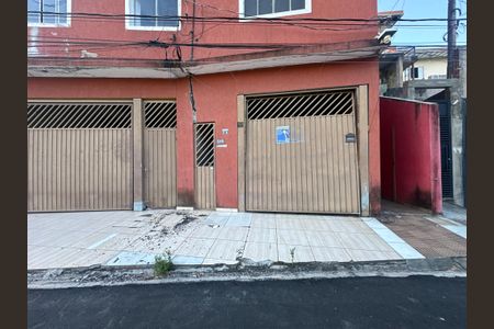 Casa para alugar com 50m², 2 quartos e 1 vagaFachada