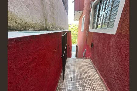 Casa para alugar com 50m², 2 quartos e 1 vagaÁrea de Serviço