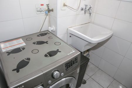 Apartamento para alugar com 47m², 2 quartos e 1 vaga Apartamento para alugar com 47m², 2 quartos e 1 vagaCozinha e Área de Serviço