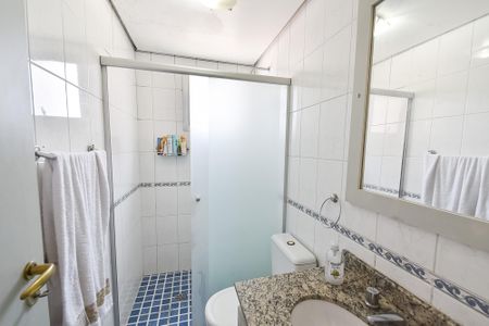 Apartamento à venda com 86m², 3 quartos e 2 vagasBanheiro da suíte
