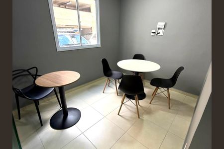 Apartamento para alugar com 44m², 2 quartos e 1 vagaÁrea comum - Salão de festas