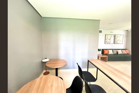 Apartamento para alugar com 44m², 2 quartos e 1 vagaÁrea comum - Salão de festas