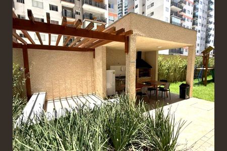 Apartamento para alugar com 44m², 2 quartos e 1 vagaÁrea comum - Churrasqueira