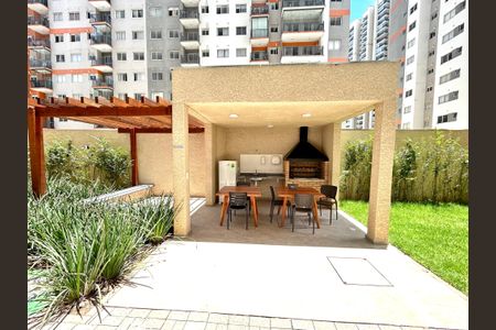 Apartamento para alugar com 44m², 2 quartos e 1 vagaÁrea comum - Churrasqueira