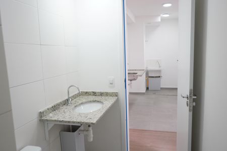 Apartamento para alugar com 37m², 2 quartos e sem vagaBanheiro
