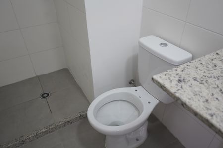Apartamento para alugar com 37m², 2 quartos e sem vagaBanheiro