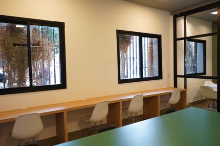 Apartamento para alugar com 37m², 2 quartos e sem vagaCoworking