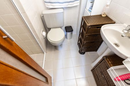 Apartamento para alugar com 48m², 2 quartos e 1 vaga Apartamento para alugar com 48m², 2 quartos e 1 vagaQuarto 1 - Banheiro da Suite