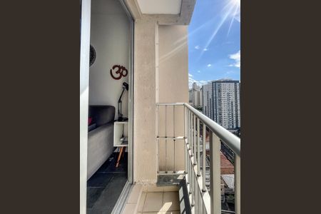 Apartamento para alugar com 48m², 2 quartos e 1 vaga Apartamento para alugar com 48m², 2 quartos e 1 vagaVaranda