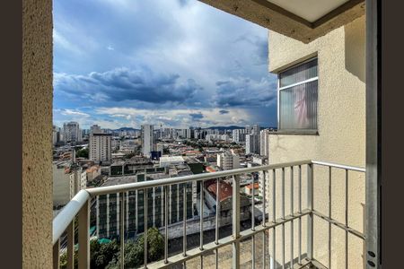 Apartamento para alugar com 48m², 2 quartos e 1 vaga Apartamento para alugar com 48m², 2 quartos e 1 vagaVaranda