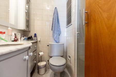 Apartamento para alugar com 48m², 2 quartos e 1 vaga Apartamento para alugar com 48m², 2 quartos e 1 vagaBanheiro do Corredor