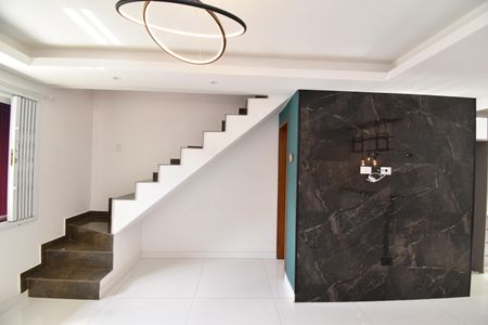 Casa para alugar com 85m², 2 quartos e 1 vagaSala