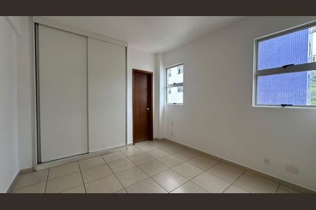 quarto  de apartamento à venda com 2 quartos, 65m² em Buritis, Belo Horizonte
