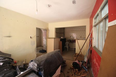 Sala de casa para alugar com 2 quartos, 120m² em Luz, Nova Iguaçu