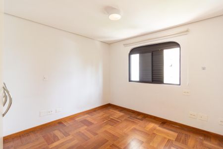 Apartamento à venda com 160m², 3 quartos e 2 vagasSuíte 2