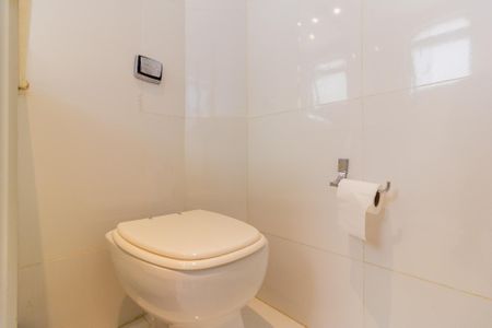 Apartamento à venda com 160m², 3 quartos e 2 vagasBanheiro da Suíte 2