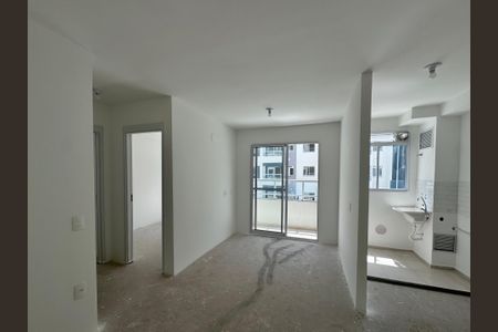 Sala de apartamento para alugar com 2 quartos, 46m² em Recreio dos Bandeirantes, Rio de Janeiro