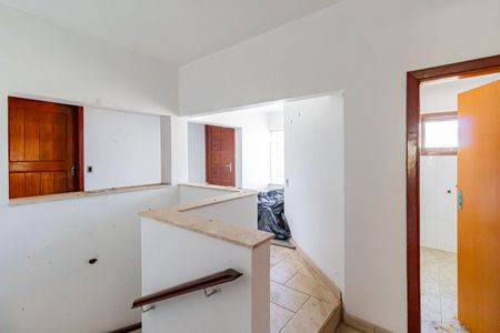 Casa à venda com 360m², 5 quartos e sem vagaEscada