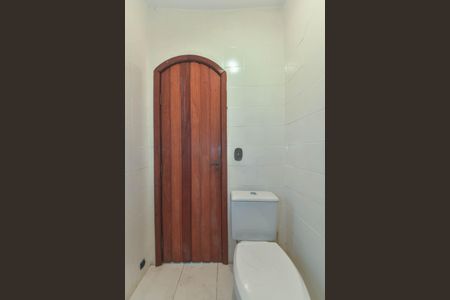 Casa à venda com 120m², 2 quartos e 1 vaga Casa à venda com 120m², 2 quartos e 1 vagaBanheiro da Suíte