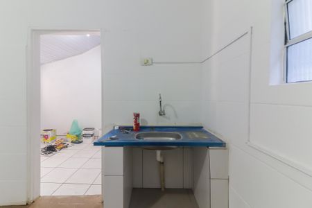 Cozinha de casa para alugar com 1 quarto, 80m² em Rio Pequeno, São Paulo