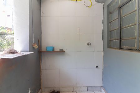 Casa para alugar com 80m², 1 quarto e sem vagaQuintal / Lavanderia