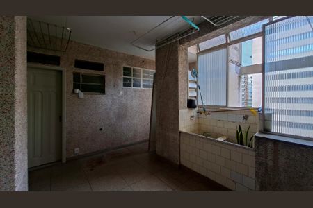 Apartamento para alugar com 300m², 4 quartos e 1 vagaÁrea de Serviço