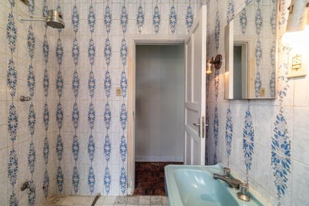 Casa à venda com 144m², 3 quartos e 1 vagaBanheiro