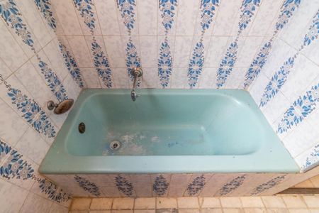 Casa à venda com 144m², 3 quartos e 1 vagaBanheiro