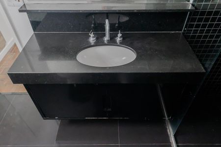 Apartamento à venda com 144m², 3 quartos e 2 vagas Apartamento à venda com 144m², 3 quartos e 2 vagasBanheiro da Suíte 2