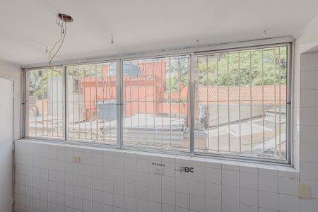 Apartamento à venda com 144m², 3 quartos e 2 vagas Apartamento à venda com 144m², 3 quartos e 2 vagasÁrea de Serviço