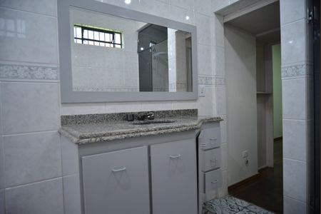 Casa para alugar com 240m², 3 quartos e 2 vagasBanheiro da Suíte 1