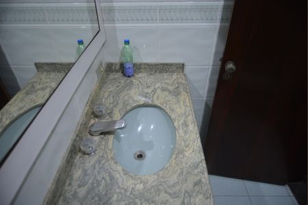 Casa para alugar com 240m², 3 quartos e 2 vagasBanheiro da Suíte 2