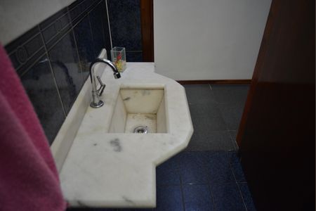 Casa para alugar com 240m², 3 quartos e 2 vagasBanheiro de serviço