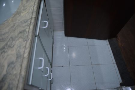 Casa para alugar com 240m², 3 quartos e 2 vagasBanheiro da Suíte 2