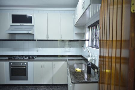 Casa para alugar com 240m², 3 quartos e 2 vagasCozinha