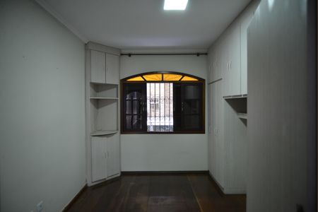 Casa para alugar com 240m², 3 quartos e 2 vagasQuarto Suite 1